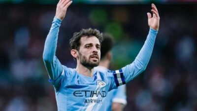 Kaynak:Cnnturk.com İngiltere Premier Lig devi Manchester City, 9 yıldır formasını