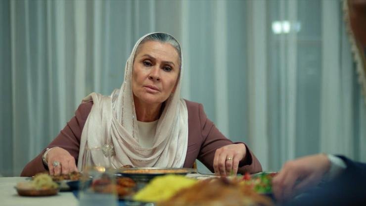 MERYEM’İ KONAĞA GETİR! Pazartesi akşamları izleyenleri Kanal D ekranında buluşturan