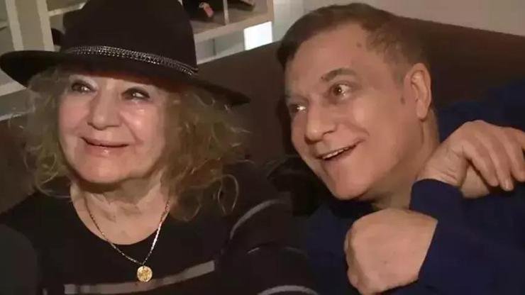 Kaynak:Cnnturk.com Mehmet Ali Erbil’in annesiyle ilgili gelen vefat haberi, sanat