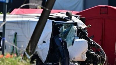 Belçika’nın başkenti Brüksel’e 23 kilometre uzaklıktaki Buggenhout kasabası yakınlarındaki hemzemin