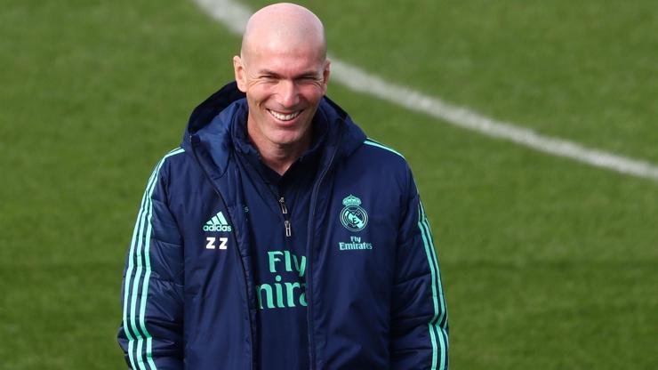 Beşiktaş’tan Zidane için resmi adım Kaynak:Fanatik Beşiktaş Asbaşkanı Murat Kılıç ve Futbol Direktörü Önder Özen,