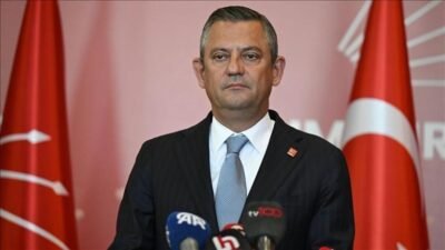 Özgür Özel, “Artık bir yanda ‘seçilmiş CHP’, diğer yanda ‘atanmış