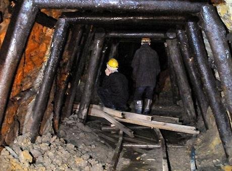 Xinhua ajansının haberine göre, Çangcı ilinin Çinyüen ilçesindeki kömür madeninde