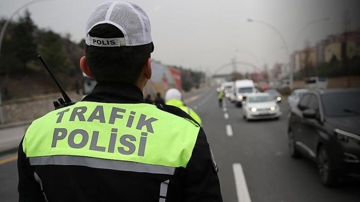 Kaynak:AA İstanbul Emniyet Müdürlüğünden yapılan açıklamaya göre, saat 10.00’dan itibaren