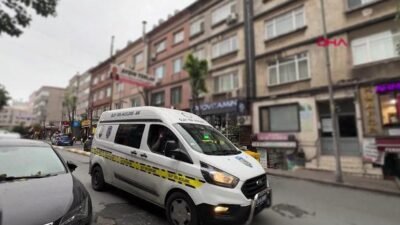Kaynak:CNN TÜRK Uzun süredir haber alınamıyordu. Evinde ölü bulundu. Genç