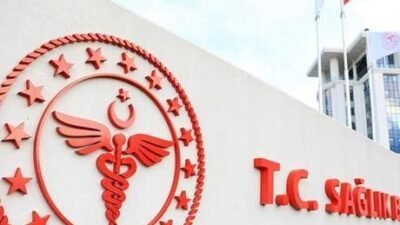 Hantavirüs vakası görülen gemideki 3 Türk vatandaşı yarın Türkiye’ye getirilecek Sağlık Bakanlığı, NSosyal hesabından yapılan açıklamada, şunlar kaydedildi: “Uluslararası bir