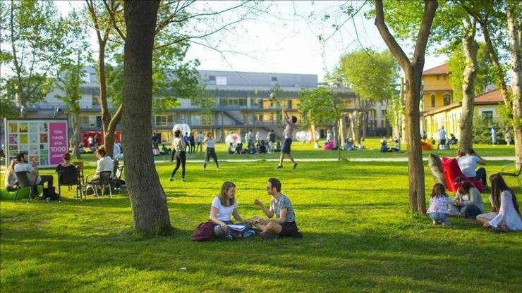 Kaynak:Cnnturk.com İstanbul Bilgi Üniversitesinin son durumu, 25 Mayıs tarihli Resmi