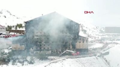 Kaynak:CNN TÜRK Ömür Kotan 18, Eren Bağcı 15 yaşındaydı. Kayak