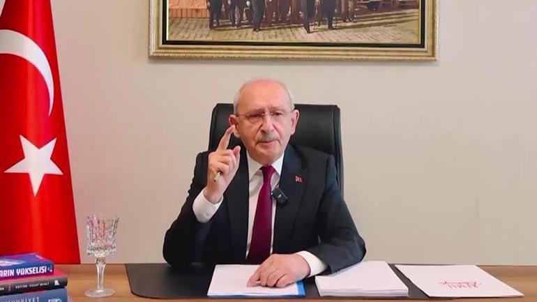 Kaynak:CNN TÜRK CHP Genel Merkezi’nin polis nezaretinde tahliyesinden bu yana