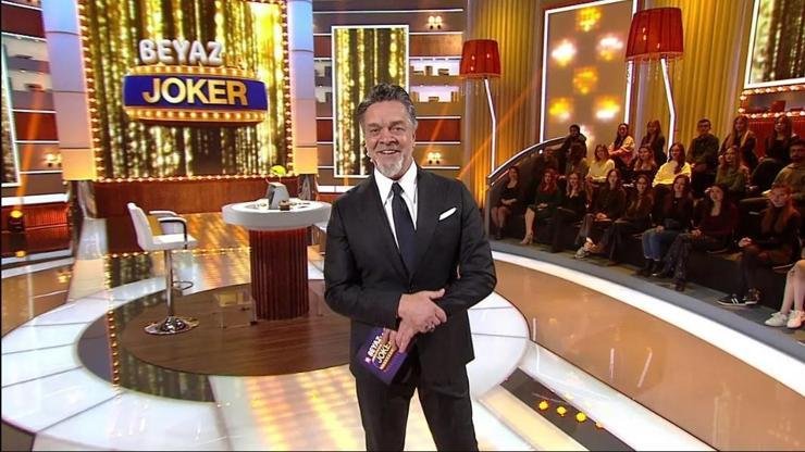 Etkileyici formatıyla öne çıkan yarışmada her bölümde iki yarışmacı, büyük