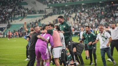 Kaynak:Cnnturk.com 1. Lig play-off etabı Beyaz Grup finalinde Muğlaspor ile
