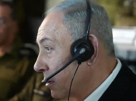 Netanyahu, Sumud Filosu’na saldıran İsrail birliğinin komutanı ile görüştü! ‘Sonuna kadar sürdürün’ İsrail Başbakanı Binyamin Netanyahu, İsrail güçlerinin filoya saldırısı sırasında komutanla