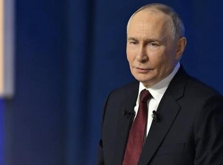 Putin, 9 Mayıs Zafer Günü etkinlikleri sonrasında Kremlin Sarayı’nda gazetecilere