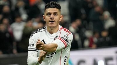 Kaynak:Cnnturk.com Beşiktaş, hafta sonu oynanan Gaziantep FK maçı öncesi ısınması