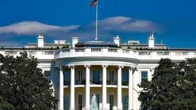 ABD’nin başkenti Washington’da Beyaz Saray yakınlarında silah sesleri duyulduğu ve