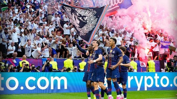 SON DAKİKA | Dev Finalde Mutlu Sona Ulaştı: Şampiyonlar Ligi Kupası PSG’nin! Kaynak:AA UEFA Şampiyonlar Ligi finalinde Paris Saint-Germain ile Arsenal kozlarını
