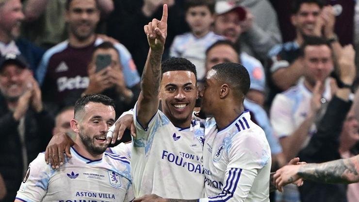 Kaynak:AA Tüpraş Stadı’nda Tielemans, Buendia ve Rogers’ın attığı gollerle karşılaşmayı