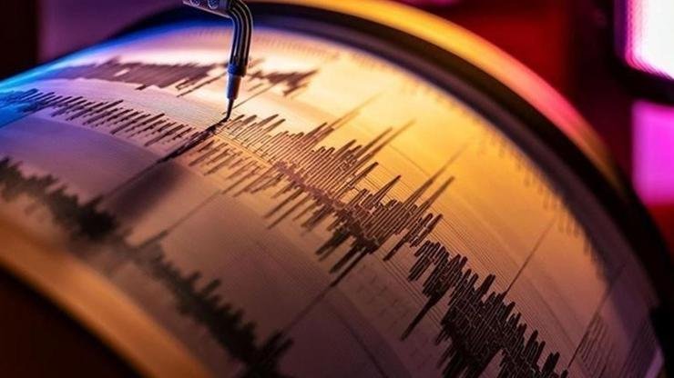 AFAD’dan alınan bilgiye göre; Malatya Yeşilyurt‘ta saat 23.28 sularında 3,5