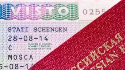 Kaynak:CNN TÜRK Schengen vizesi almak isteyen milyonlarca kişinin yıllardır şikâyet