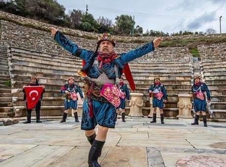 Yunan basınından Greek City Times’ın aktardığına göre Yunanistan’da kültürel miras