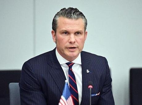ABD Savunma Bakanı Pete Hegseth, İran’a yönelik sert açıklamalarda bulundu.