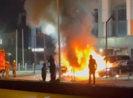 Yangın, Yeşilköy Mahallesi’nde saat 04.30 sıralarında çıktı. Edinilen bilgiye göre,