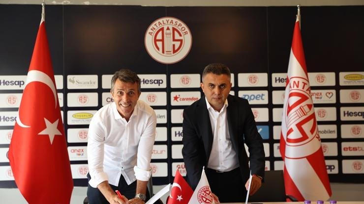 Kaynak:AA Antalyaspor‘da teknik direktörlük görevine getirilen Korkmaz için kulübün Döşemealtı