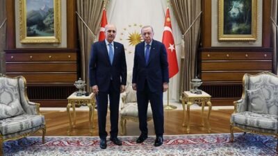 Cumhurbaşkanlığı Külliyesi’ndeki görüşme, basına kapalı gerçekleşti. Cumhurbaşkanımız @RTErdogan, TBMM Başkanı