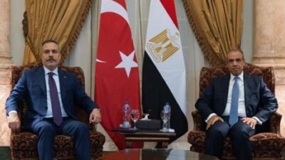 Dışişleri Bakanlığının NSosyal hesabından yapılan paylaşıma göre Fidan, Türkiye-Mısır-Pakistan-Suudi Arabistan