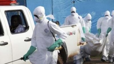 DSÖ’den Ebola alarmı! 676 vaka, 136 ölüm bildirildi Dünya Sağlık Örgütü (DSÖ) Epidemiyoloji ve Müdahale Analizi Birimi Başkanı