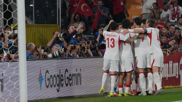 Kaynak: DHA Kuzey Makedonya maçının ilk yarısında yaşadığı sakatlığın ardından