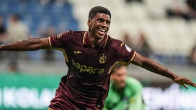 Kaynak:Cnnturk.com Zenit, Trabzonspor’dan Felipe Augusto’yu kadrosuna kattı. Haberin Devamı Haberin