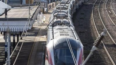 İngiltere’de Londra-Leicester arası tren seferlerini yürüten East Midlands Railway şirketinden