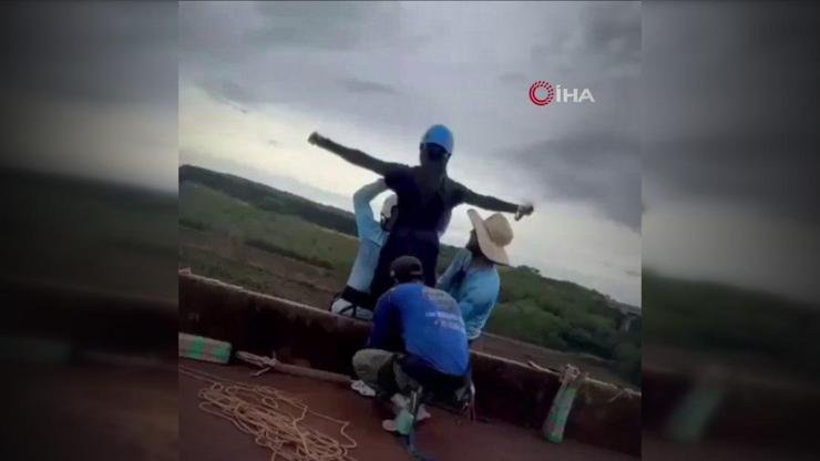 Kaynak:İHA Brezilya‘nın Sao Paulo eyaletine bağlı Limeira kentinde düzenlenen bungee