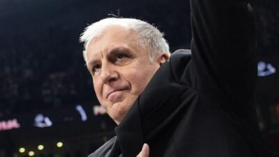 Kaynak:Milliyet Avrupa basketbolunun yaşayan efsanesi Zeljko Obradovic, eski takımı Panathinaikos