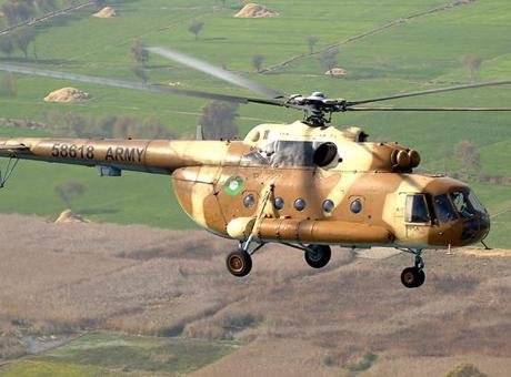 Pakistan’da askeri helikopter kalkış sırasında düştü! Pakistan ordusundan yapılan açıklamada, Azad Keşmir bölgesindeki Muzaffarabad şehri yakınlarında