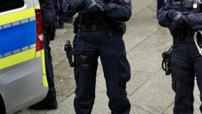 Polonya’da son 10 yılın en büyük operasyonu! 1 tondan fazla eroin ele geçirdi Polonya polisi, Birleşik Arap Emirlikleri’nden gelen dekoratif tuğla taşıyan konteynerlerin