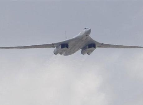 Rusya’nın Sibirya bölgesinde yer alan Irkutsk kentinde eğitim uçuşu yapan