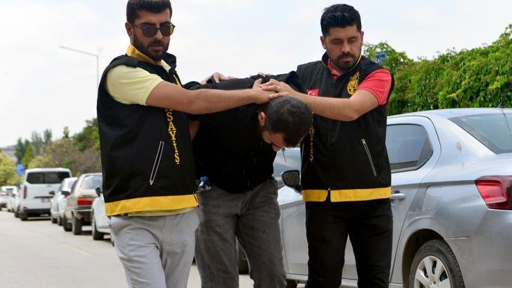 Satın aldığı otomobilde mekanik arıza çıkınca eski sahibini öldürmüş Anıl ATAR-Eser PAZARBAŞI/ADANA, (DHA)- ADANA’da sokakta yürürken karşılaştığı Cumali Kocabey’i