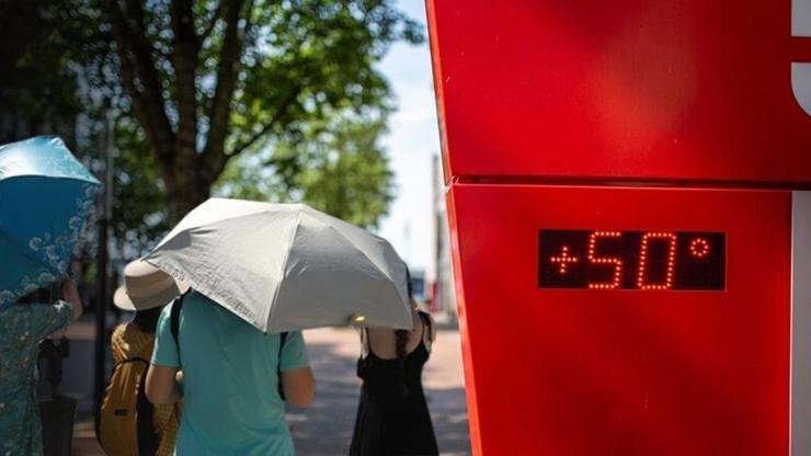Kaynak:İHA Avrupa’yı etkisi altına alan sıcak hava dalgası can almaya