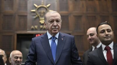 Cumhurbaşkanı Erdoğan, AK Parti grup toplantısı sonrası gazetecilerin sorularını yanıtladı.&nbsp;