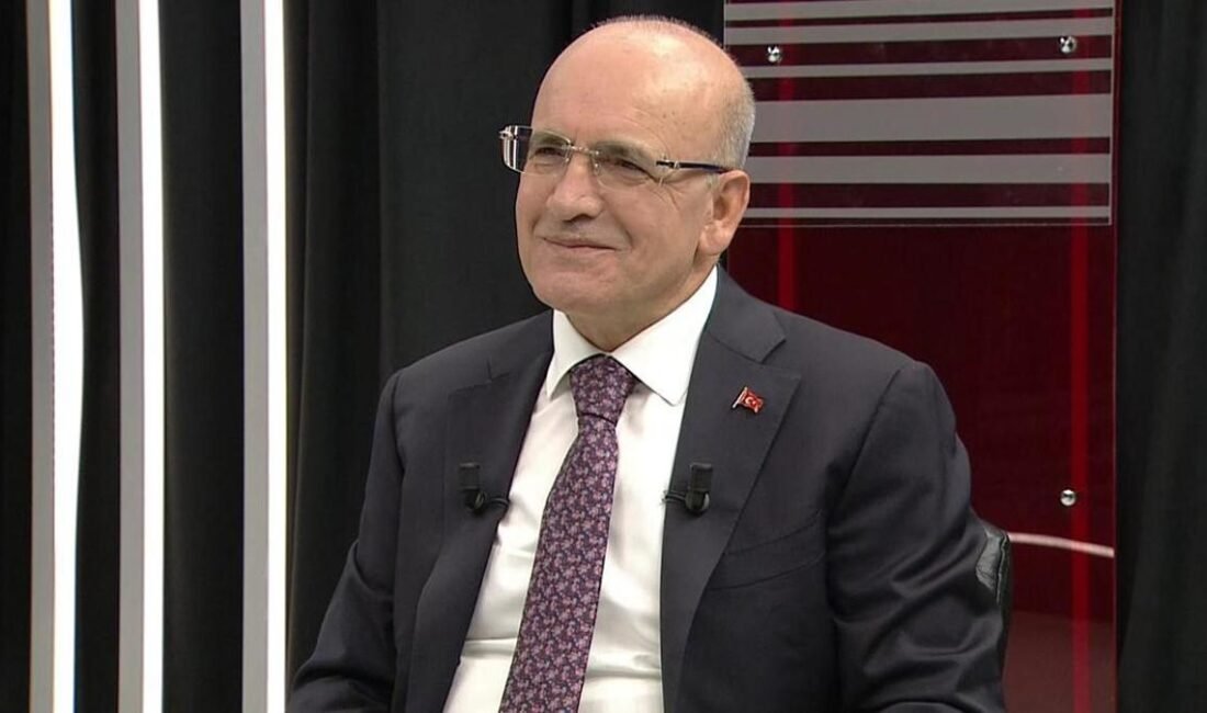 Bakan Şimşek’in açıklamaları şöyle: Arz şoku var. Ham petrol ve