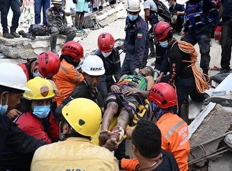 Venezuela’da peş peşe meydana gelen 7.2 ve 7.5 büyüklüğündeki yıkıcı