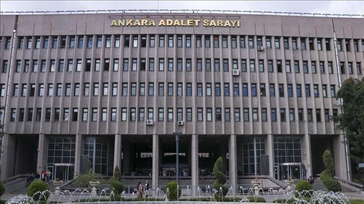 Kaynak:AA Ankara 9. Ağır Ceza Mahkemesi’ndeki duruşmaya, tutuklu sanıklar Memet