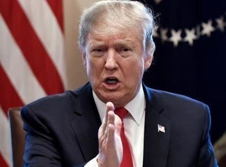 ABD Başkanı Trump, Washington’dan Wisconsin eyaletine giderken uçakta basın mensuplarının