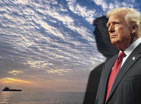 ABD Başkanı Donald Trump, Oval Ofis’te düzenlenen imza töreninin ardından