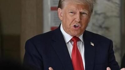 Trump, Beyaz Saray’da otomobil üreticilerinin araç verilerini kilitlemesini ve belirli
