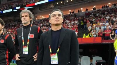 Kaynak:AA Montella, BC Place Stadı’nda oynanan maçın ardından düzenlenen basın