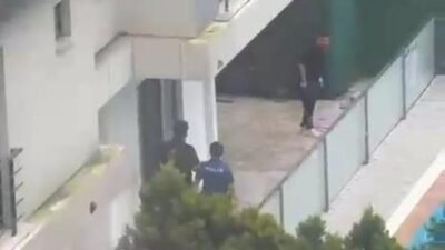 Yeni boşanan çift, sitenin bahçesinde ölü bulundu Kaynak: DHA Yeni boşanan ve bir önceki gün tartışma yaşadıkları