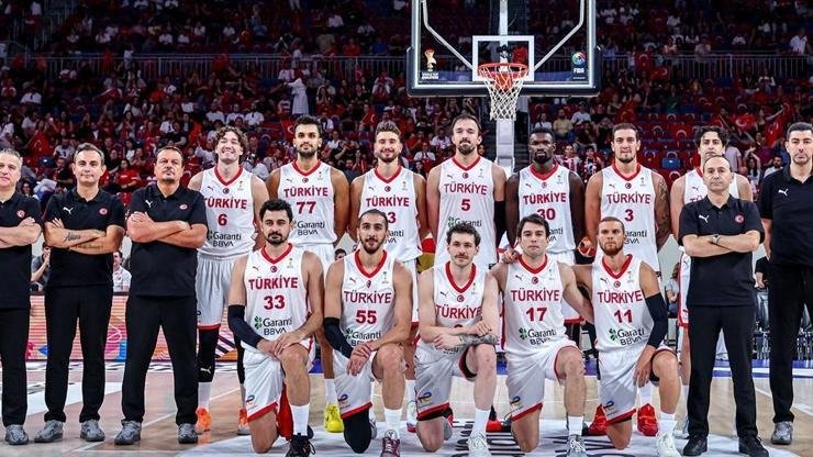 12 Dev Adam’ın fikstürü belli oldu Kaynak:Cnnturk.com FIBA 2027 Dünya Kupası Elemeleri 2. Turunda mücadele edecek